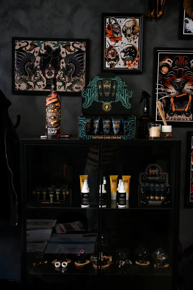 Productos para el cuidado de tatuajes y piercings