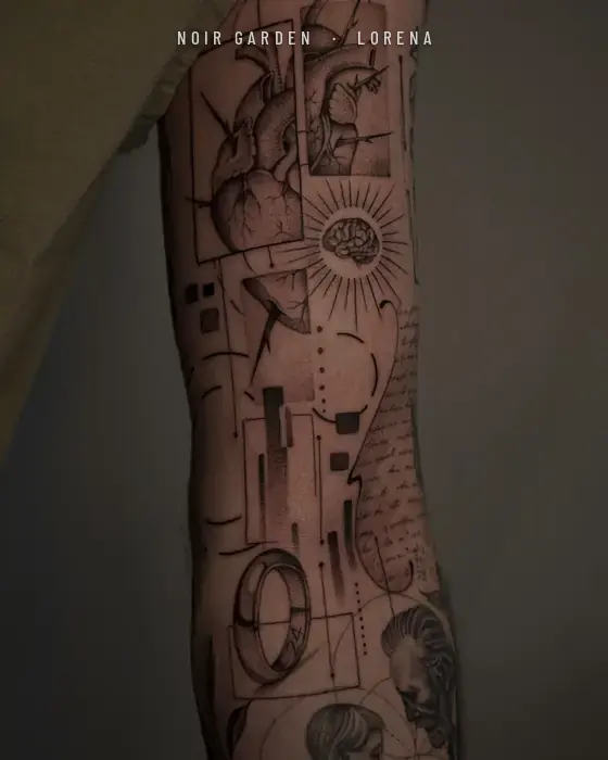 Corazones anatómicos, cerebro y anillo en composición de brazo