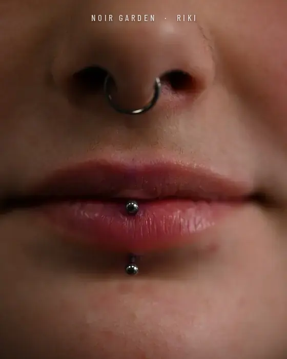 Septum y labret vertical