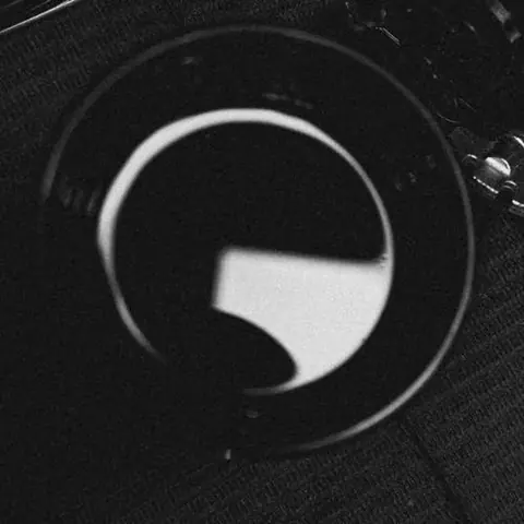 Vaso de tinta negra